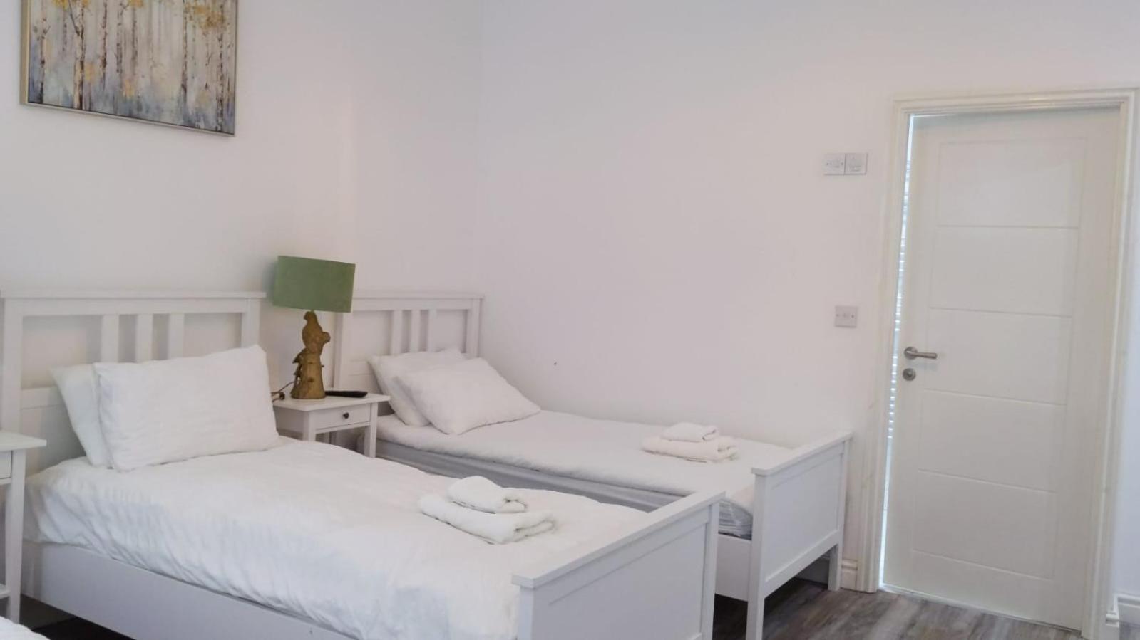 Citybreaks Rooms With Free Parking Liverpool Exterior photo